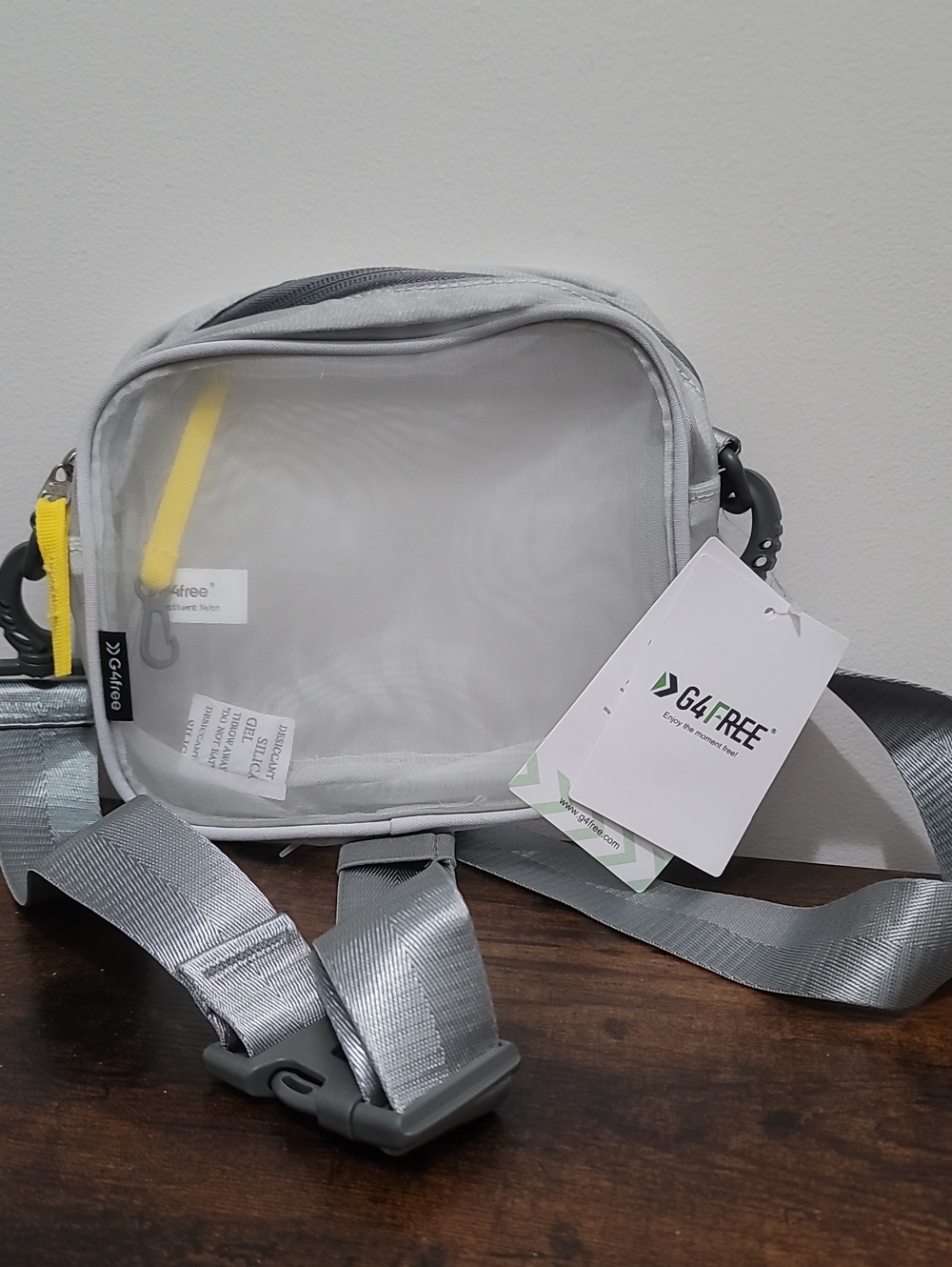 G4 Free Clear Gray Crossbody Bag with Silver Strap